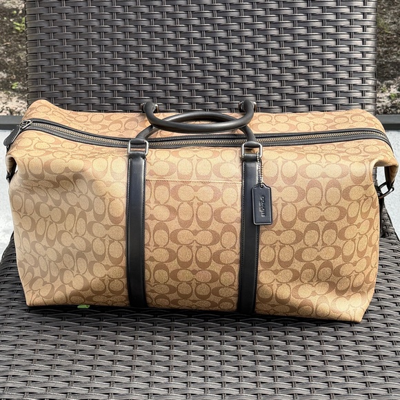 Coach Trekker Bag in Signature Canvas F77896 Tan/Black Duffle Travel Weekender - Picture 1 of 12